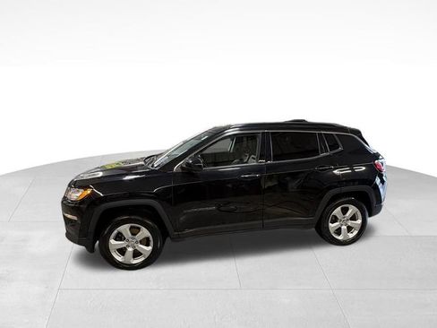 Used 2018 Jeep Compass Latitude AWD/4WD image 2