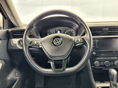 Used 2020 Volkswagen Passat 2.0T SE w/ Sunroof Package FWD image 11