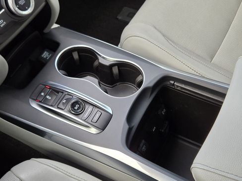 Certified 2020 Acura MDX FWD w/ Technology Package image 20