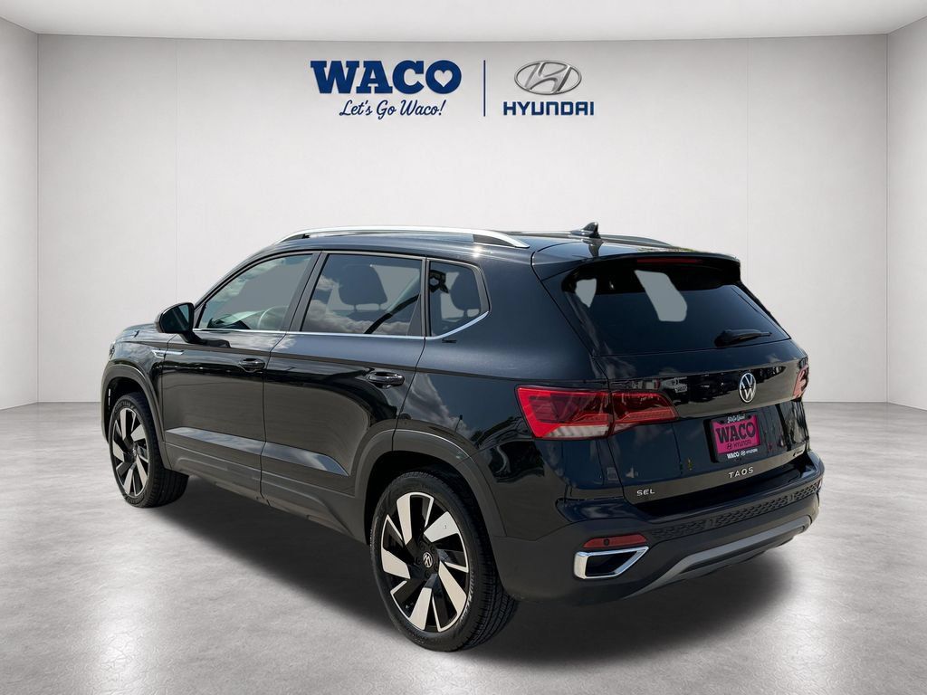 Used 2024 Volkswagen Taos SEL AWD/4WD image 6