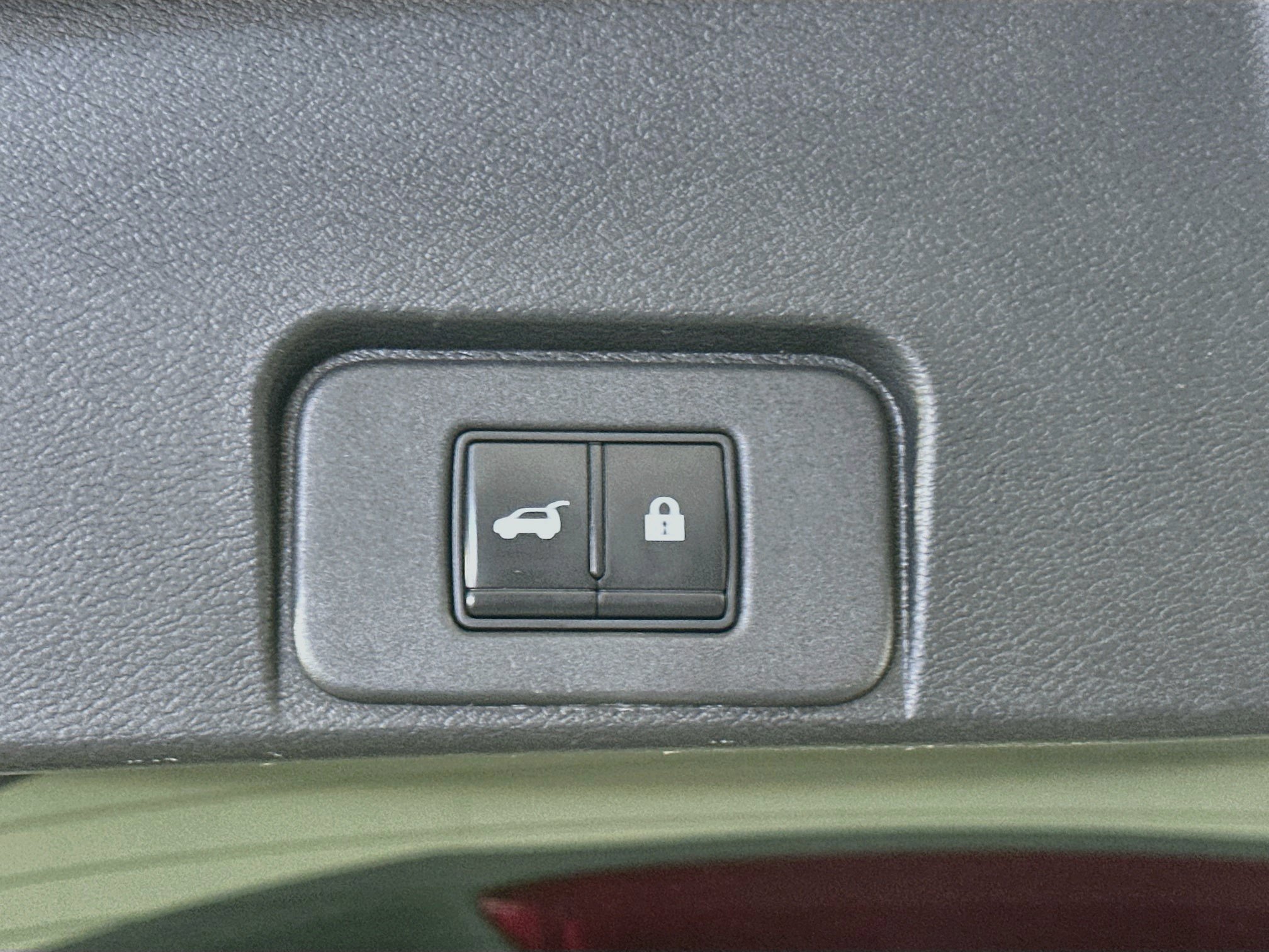 Used 2022 Nissan Rogue Platinum w/ Head-Up Display Package FWD image 30