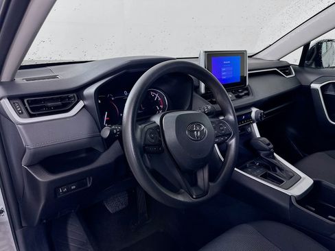 Certified 2025 Toyota RAV4 XLE FWD image 9