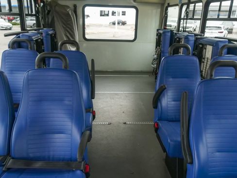 Used 2013 Ford E-450 and Econoline 450 Super Duty w/ Shuttle Bus Prep Pkg RWD image 14