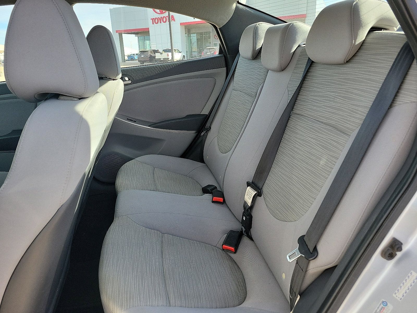 Used 2017 Hyundai Accent SE FWD image 8