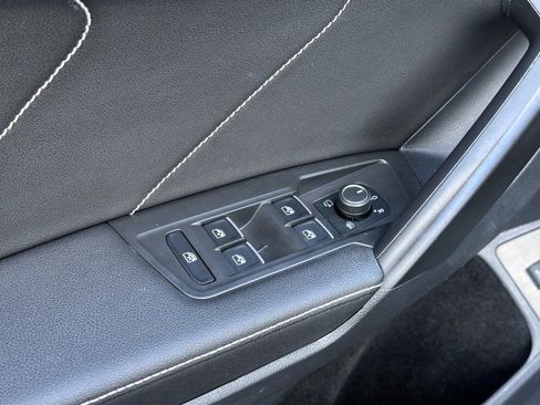 Used 2022 Volkswagen Tiguan SEL R-Line image 20