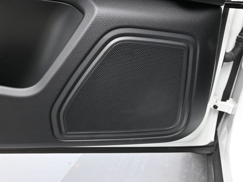 Certified 2023 Porsche Macan AWD/4WD image 13