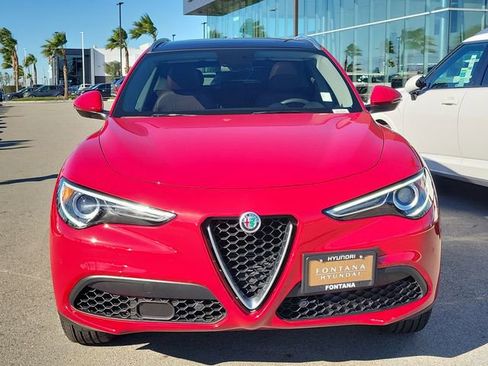 Used 2019 Alfa Romeo Stelvio image 29