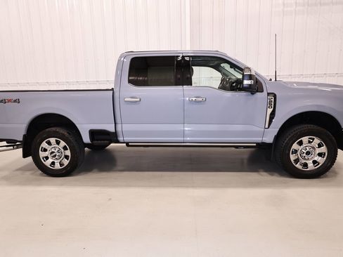 Certified 2025 Ford F250 Lariat w/ Lariat Ultimate Package AWD/4WD image 2