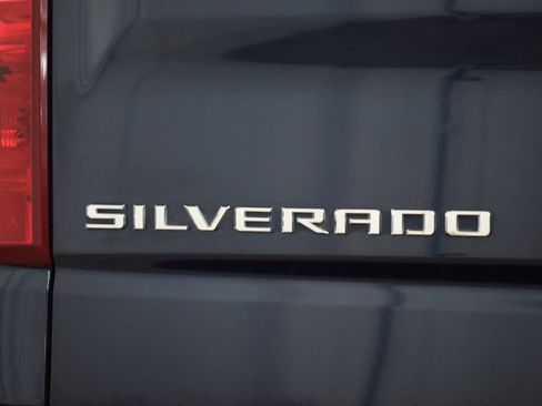 Used 2023 Chevrolet Silverado 1500 Custom AWD/4WD image 21