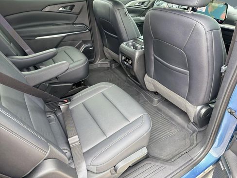 Certified 2025 Chevrolet Traverse LT w/ Enhanced Driving Package FWD image 29