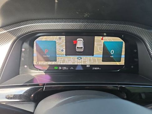 Used 2024 Volkswagen Atlas Cross Sport SEL R-Line image 12