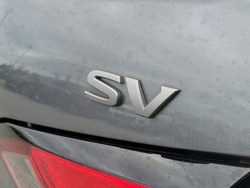 Used 2024 Nissan Altima 2.5 SV image 8