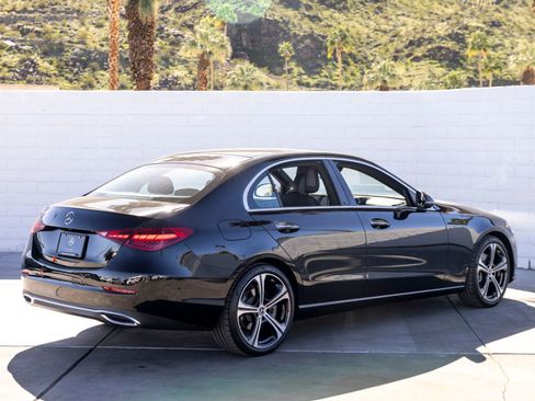 Used 2025 Mercedes-Benz C 300 Sedan image 7