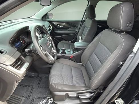 Used 2024 GMC Terrain SLE image 18