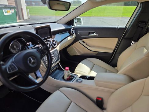Used 2016 Mercedes-Benz GLA 250 image 7