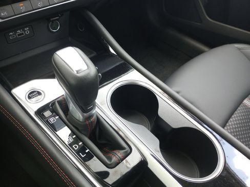 New 2025 Nissan Altima 2.5 SR image 19