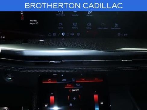 Used 2025 Cadillac Escalade V AWD/4WD image 20