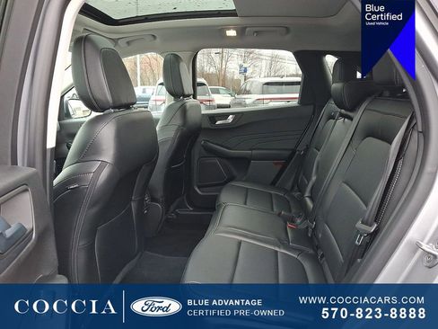Certified 2022 Ford Escape SEL AWD/4WD image 10