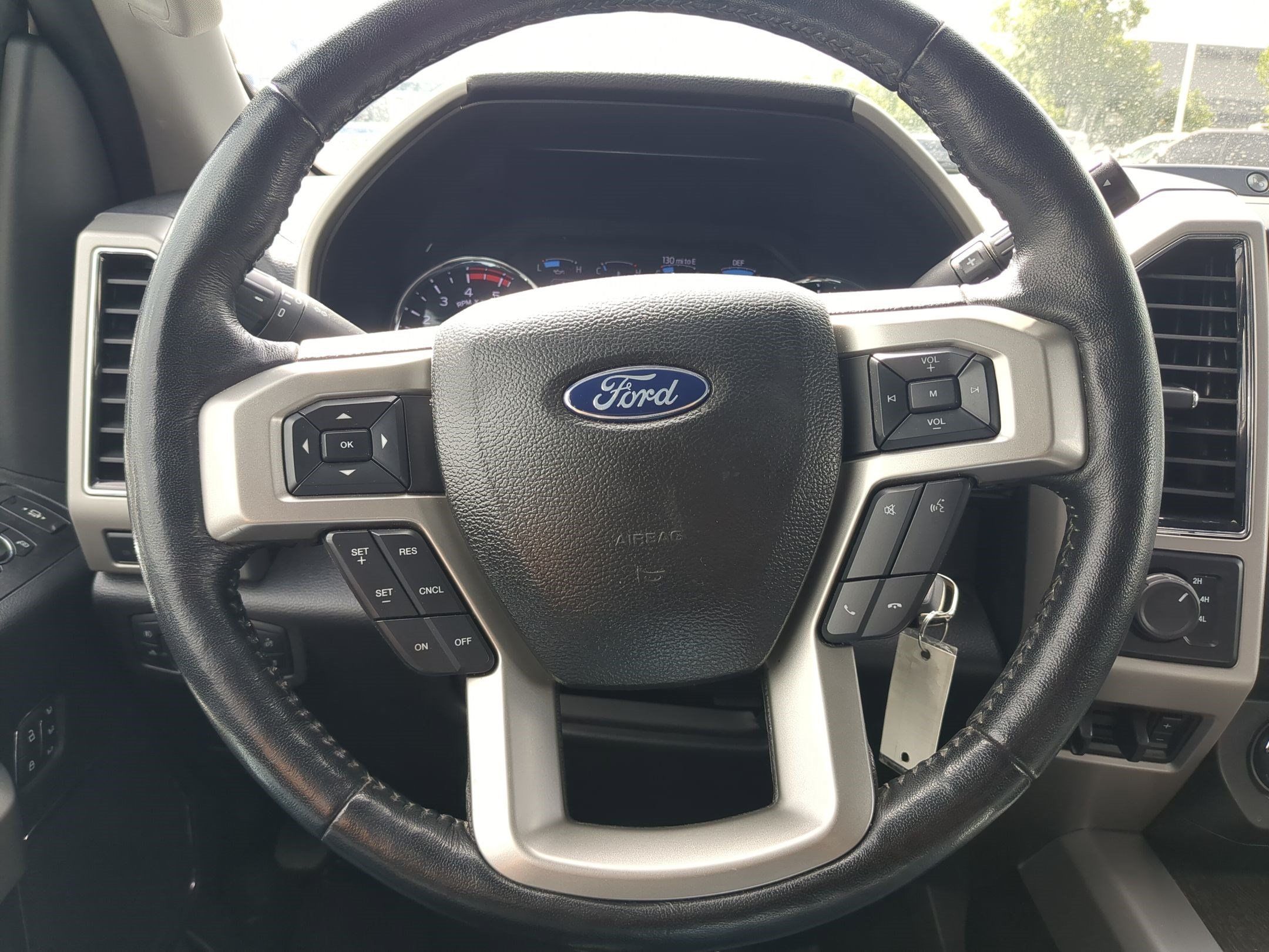 Used 2021 Ford F250 Lariat w/ Lariat Value Package AWD/4WD image 18