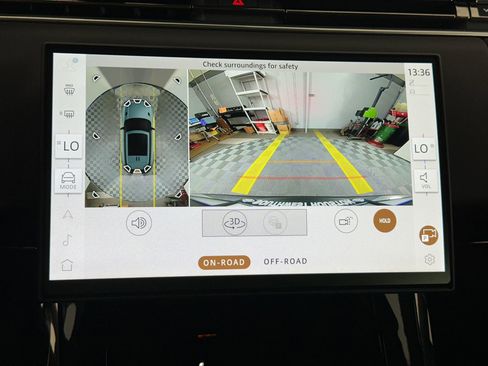 New 2026 Land Rover Range Rover Sport SE image 25