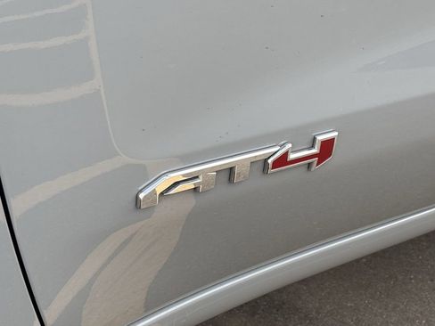 Used 2024 GMC Sierra 1500 AT4 w/ Technology Package image 31