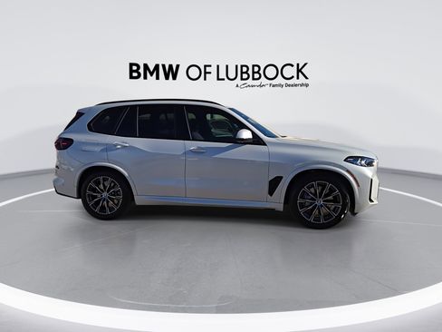 Used 2026 BMW X5 xDrive50e w/ M Sport Package image 2