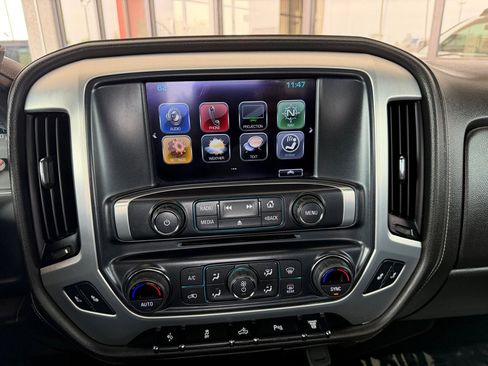 Used 2019 GMC Sierra 2500 SLT w/ Duramax Plus Package AWD/4WD image 12