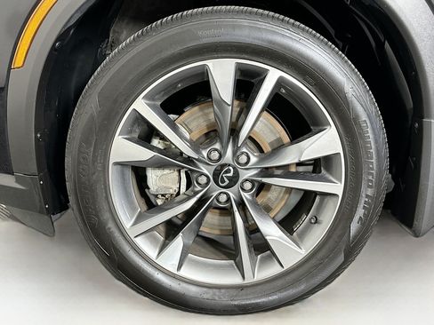 Used 2023 INFINITI QX60 Luxe w/ Performance Audio Package AWD/4WD image 11