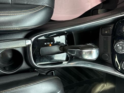 Used 2017 Chevrolet Trax Premier w/ Driver Confidence II Package image 19