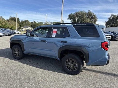 New 2025 Toyota 4Runner 4WD image 4