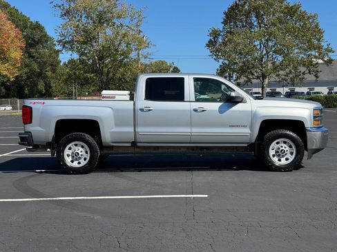 Used 2017 Chevrolet Silverado 2500 LT image 5