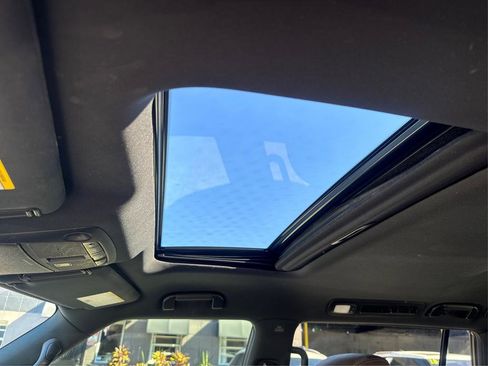 Used 2020 Nissan Armada Platinum w/ Platinum Reserve Package image 20