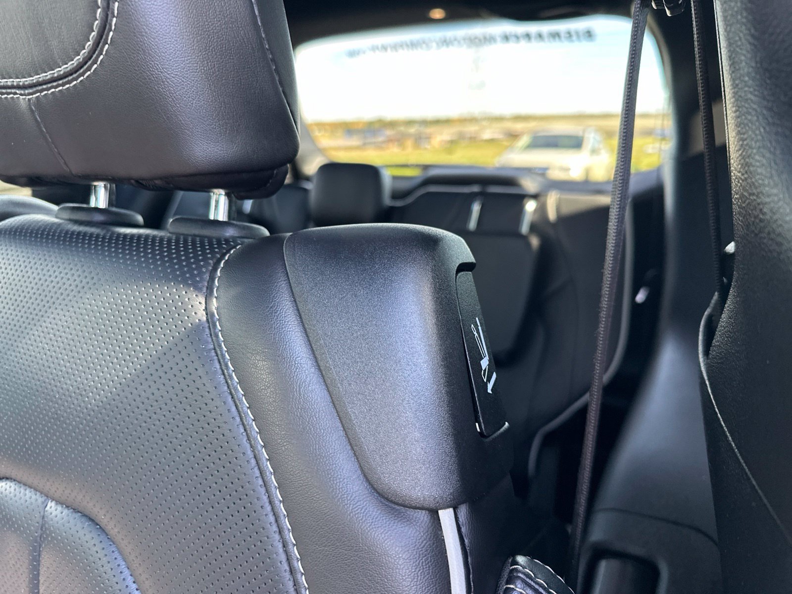 Used 2019 Chrysler Pacifica Limited FWD image 23