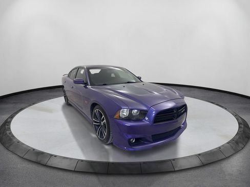 Used 2014 Dodge Charger SRT8 Super Bee w/ Convenience Group II RWD image 3