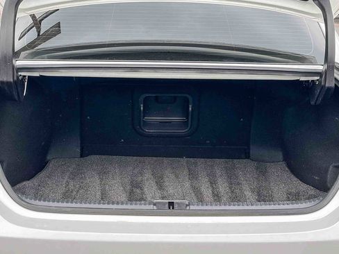 Used 2021 Lexus ES 300h w/ Accessory Package image 26