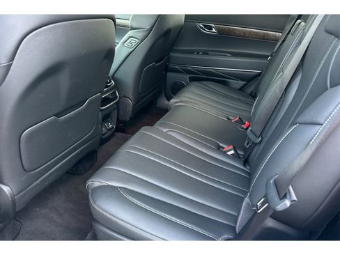 Used 2024 Genesis GV80 2.5T image 14