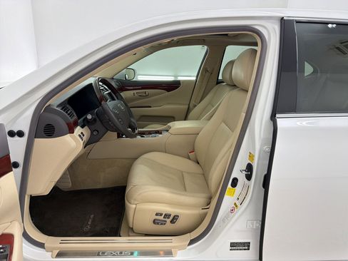 Used 2012 Lexus LS 460 L w/ Rear Seat Upgrade Pkg RWD image 5