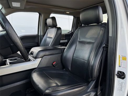 Used 2019 Ford F250 Lariat w/ Lariat Ultimate Package image 28