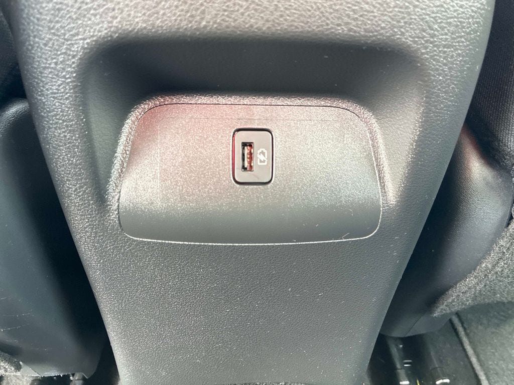 Certified 2023 Nissan Sentra SR w/ Electronics Package FWD image 15