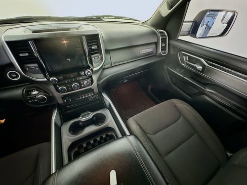 Used 2019 RAM 1500 Big Horn AWD/4WD image 11