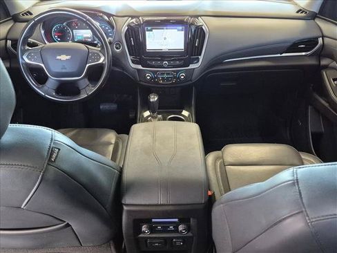 Used 2019 Chevrolet Traverse LT w/ LT Premium Package FWD image 17