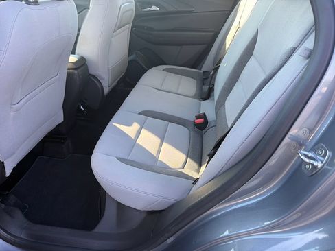 Used 2022 Chevrolet TrailBlazer LS AWD/4WD image 16
