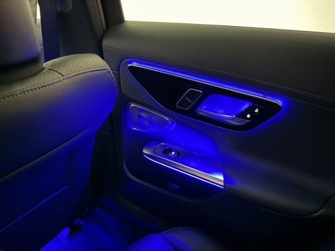 Used 2023 Mercedes-Benz C 300 C300 4MATIC image 37