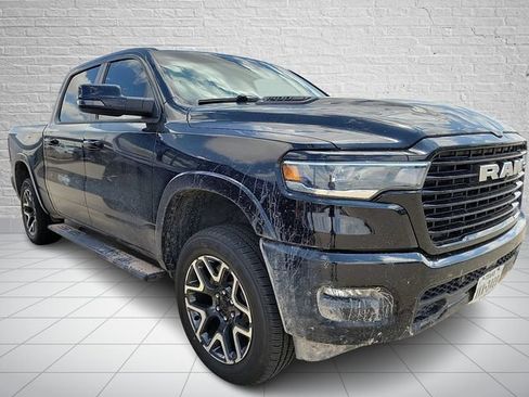 Used 2025 RAM 1500 Laramie w/ Sport Appearance Package AWD/4WD image 4