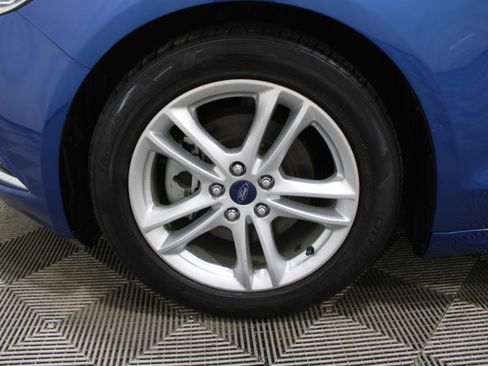 Used 2018 Ford Fusion SE image 37