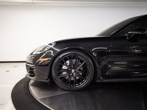Certified 2023 Porsche Panamera 4 Platinum Edition AWD/4WD image 11