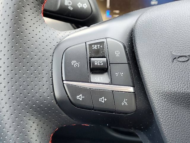 Used 2023 Ford Escape ST-Line w/ Tech Pack #1 AWD/4WD image 17