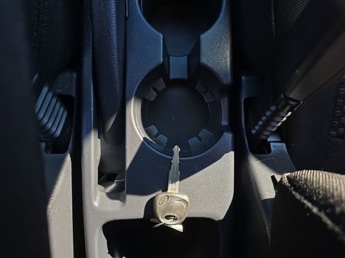 Used 2009 Hyundai Accent GS w/ Popular Equipment Pkg 2 image 12