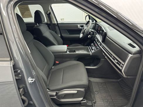 Used 2026 Hyundai Santa Fe SE image 13