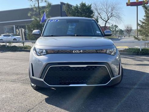 Used 2025 Kia Soul LX w/ LX Technology Package image 2